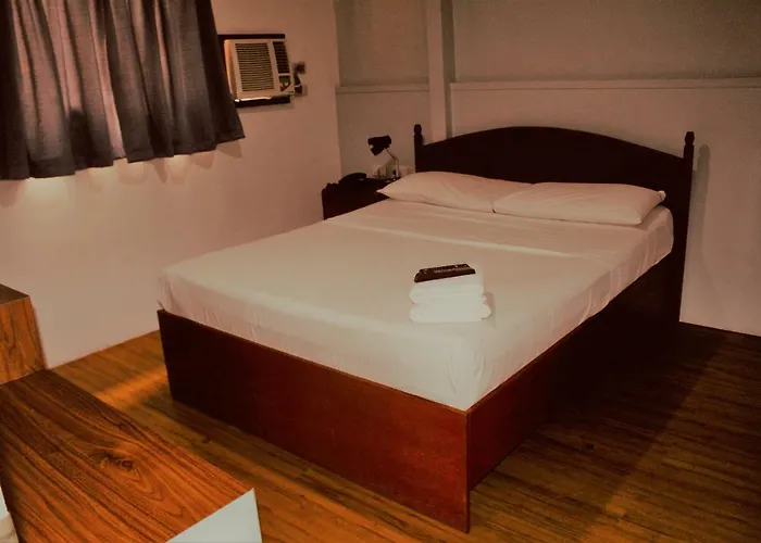 Hotel Duck And Restaurant Manille
